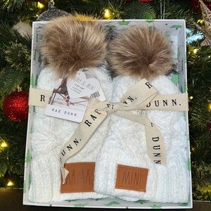 MAMA & MINI Pom Pom Hats